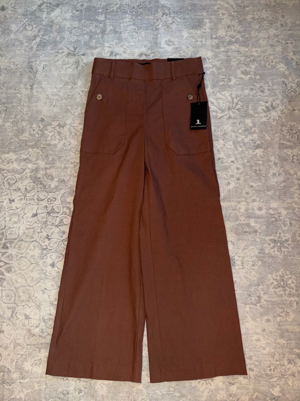 Wide-Leg Chino Pants in Deep Brown